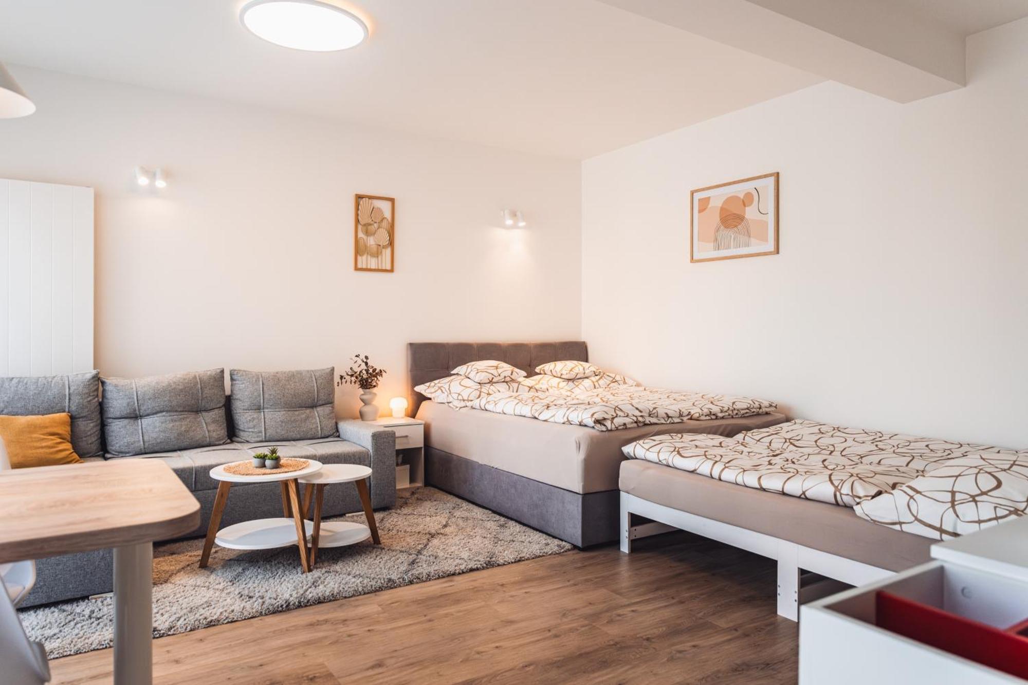 Rezidence Sadova Zlin Apartment Exterior photo